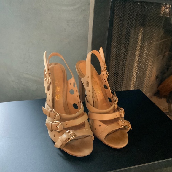 L.A.M.B Heels - Picture 1 of 6
